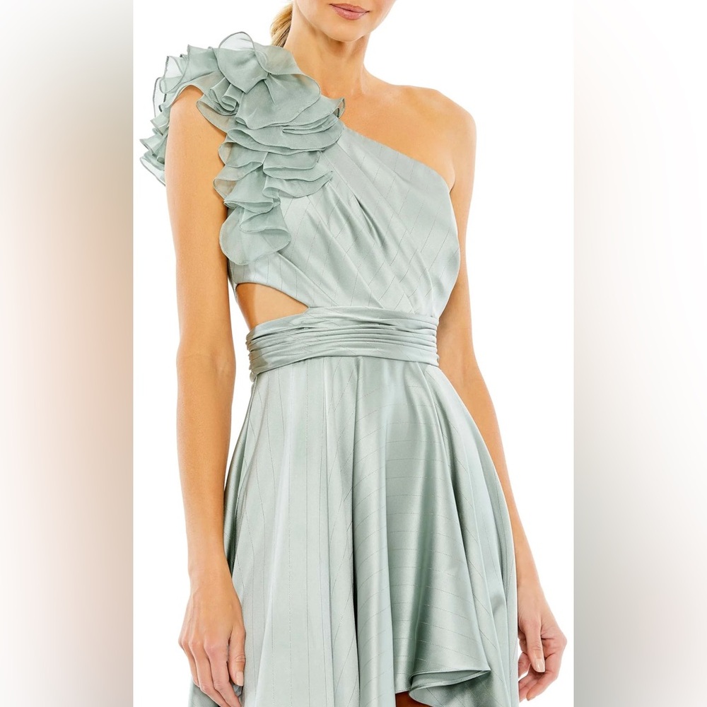 NWT MacDuggal size 0 Sage Ruffled One Shoulder Cut Out Hi-Low - Picture 3 of 4